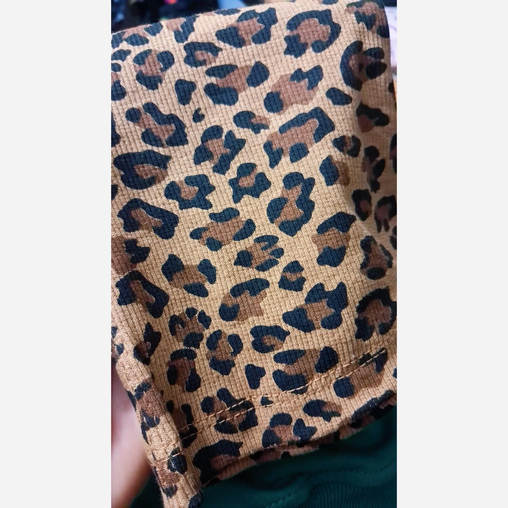 ست بلوز و شلوار دورس دخترانه طرح پلنگی رنگبندی متنوع سایز 35 تا 45